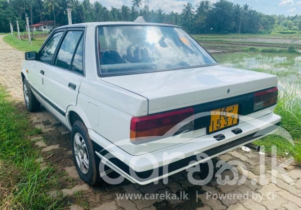 Nissan sunny hb12