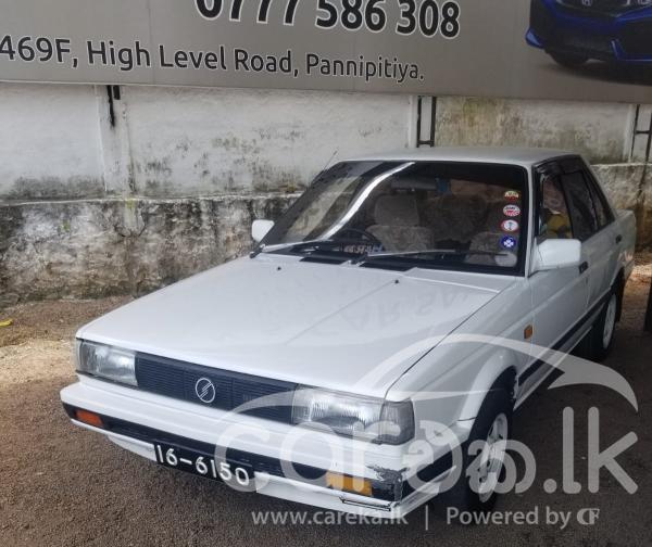 Nissan sunny hb12