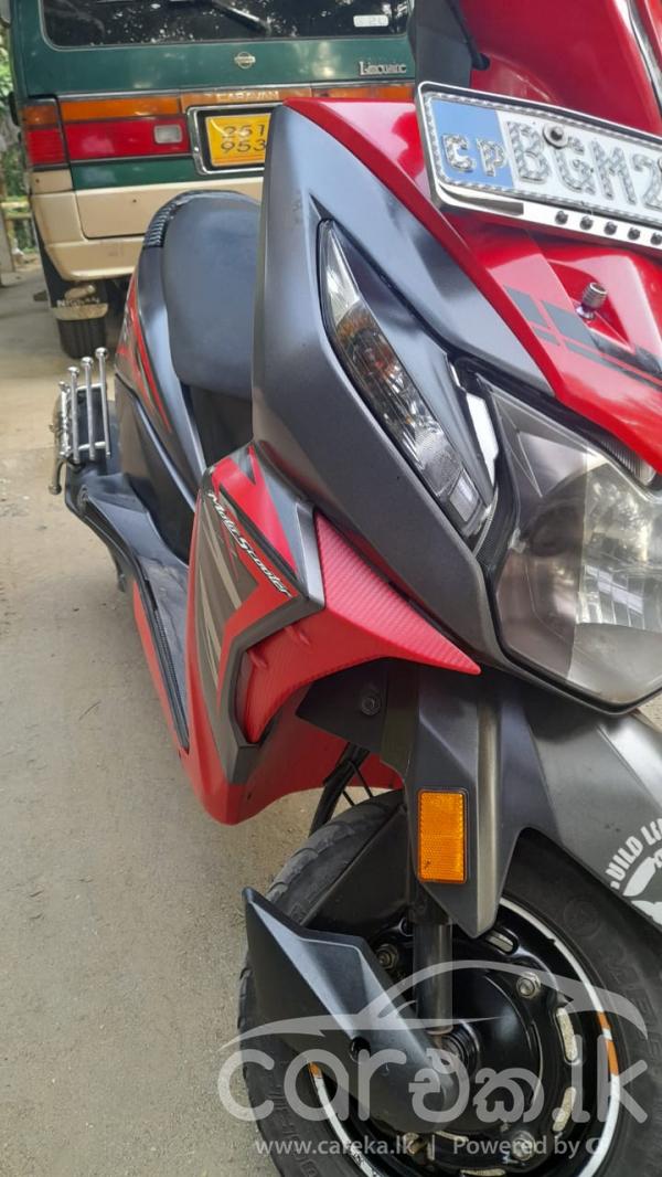 Honda dio on sale 2018 price