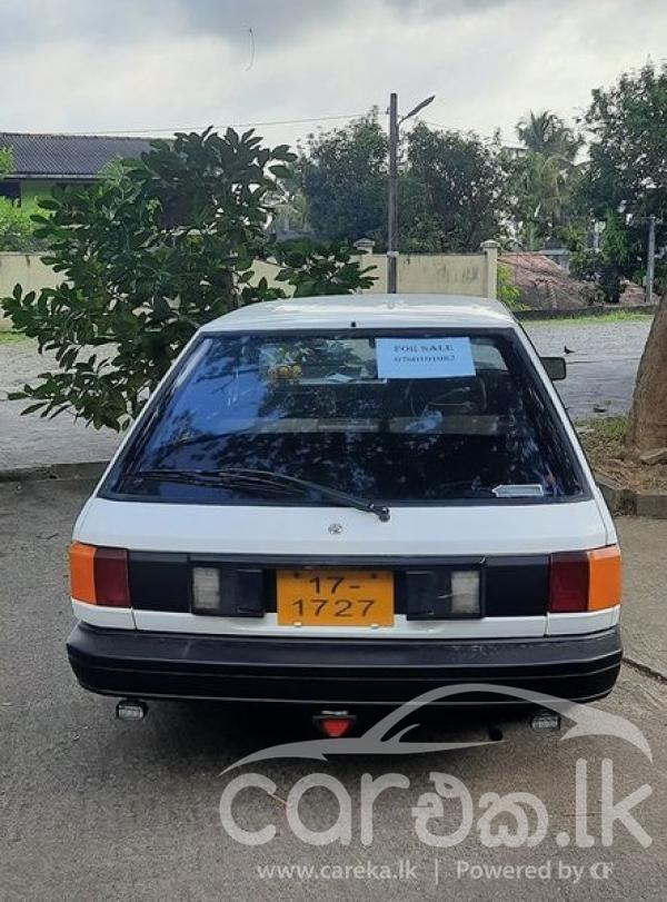 Nissan sunny hb12