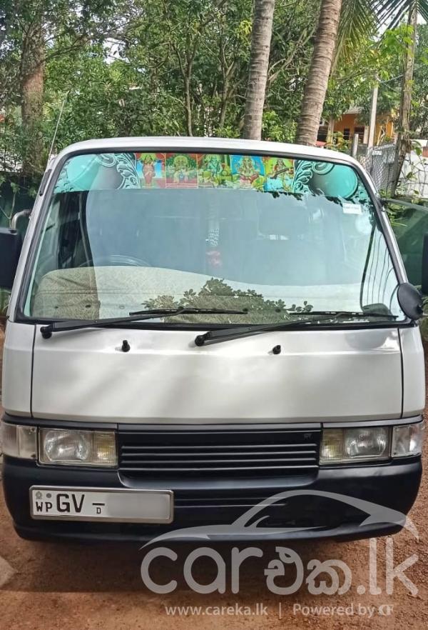 Nissan Caravan 1997 