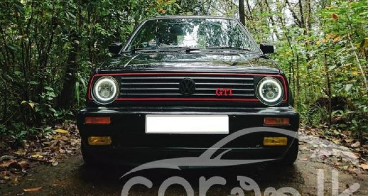 VOLKSWAGEN GOLF MK2 1979