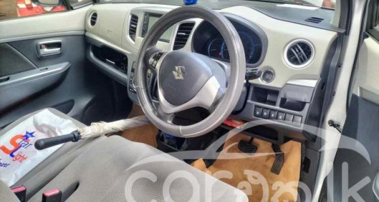 SUZUKI WAGON R FZ 2016