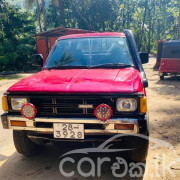NISSAN DATSUN 1984