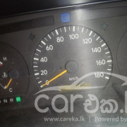 TOYOTA HIACE LH102 2002