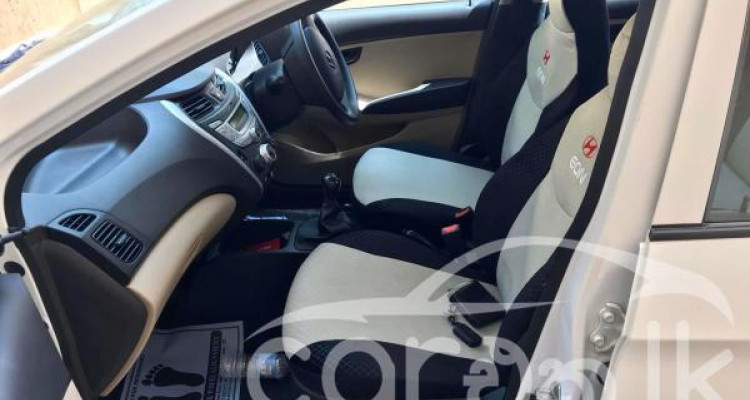 HYUNDAI EON 2015