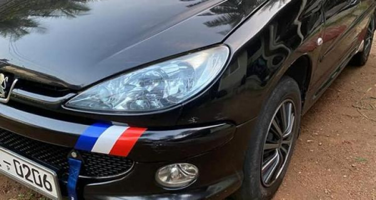 PEUGEOT 206 2006