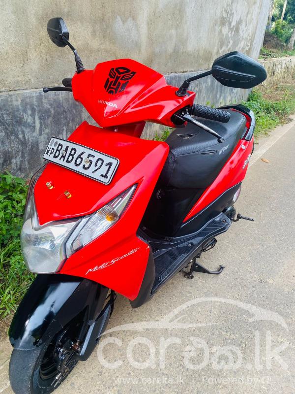 Honda dio 2012 price sale