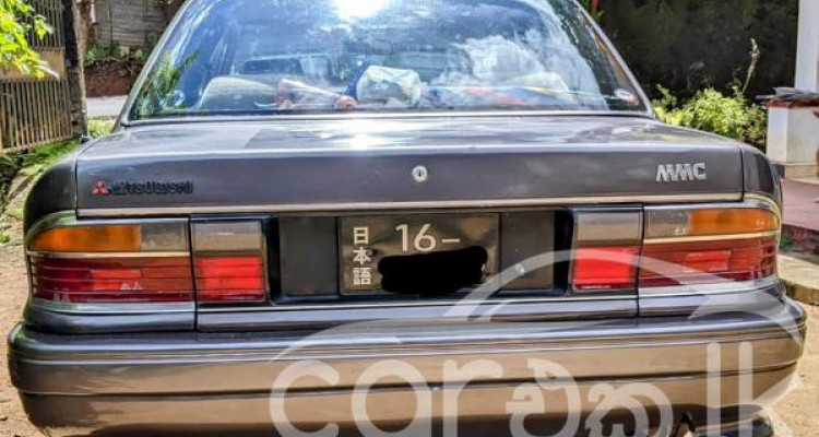 MITSUBISHI GALANT 1989