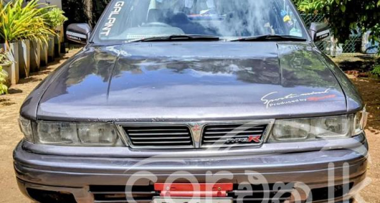 MITSUBISHI GALANT 1989