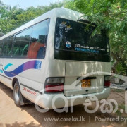 TOYOTA COASTER 2005
