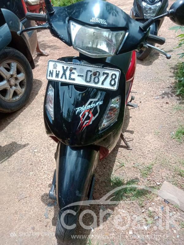 Olx hero on sale pleasure scooty