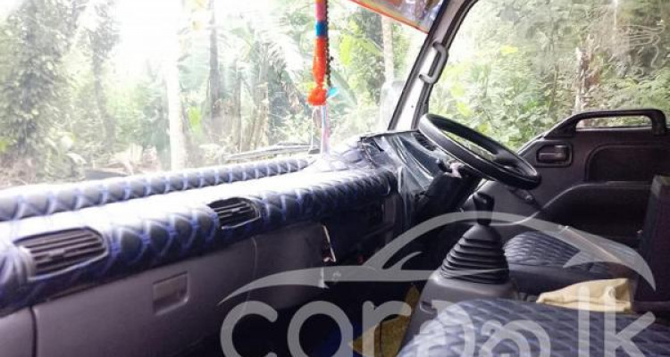 ISUZU ELF 2003