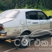 NISSAN SUNNY B211 1977