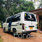 TOYOTA HIACE LH61 1992