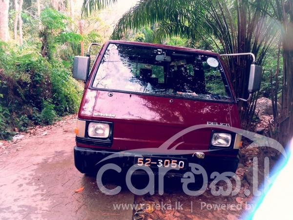MITSUBISHI DELICA 1979