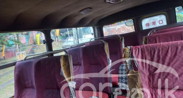TOYOTA COASTER 1986