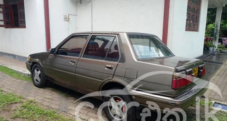 TOYOTA COROLLA AE80 1985
