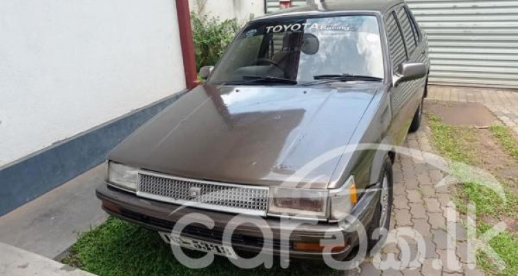 TOYOTA COROLLA AE80 1985