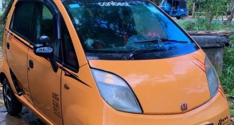 TATA NANO LX 2012