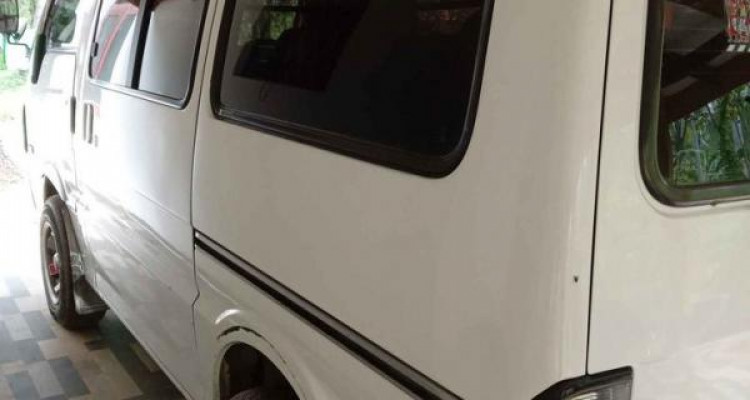 NISSAN VANETTE 1997