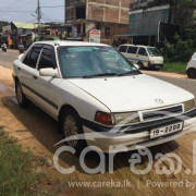 MAZDA FAMILIA 1992
