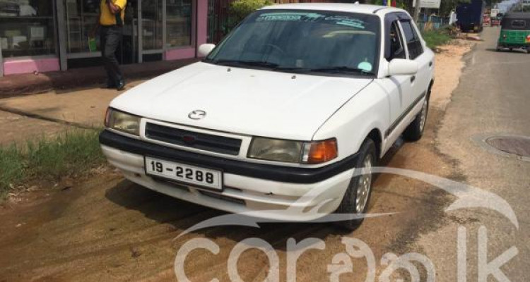 MAZDA FAMILIA 1992