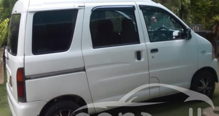 DAIHATSU HIJET 2001