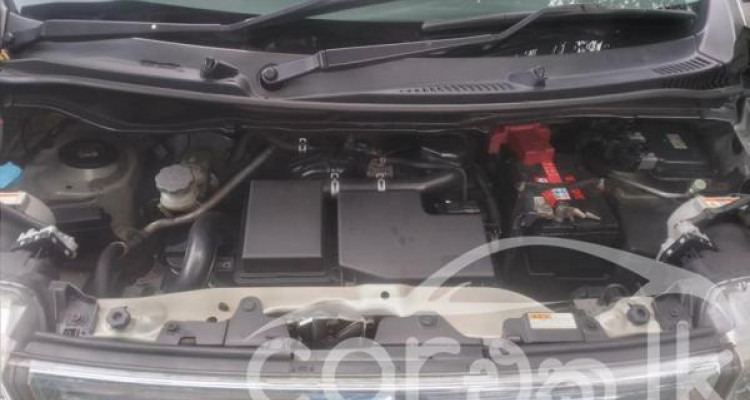 SUZUKI WAGON R STINGRAY 2015