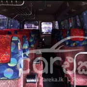 TOYOTA COASTER 2010