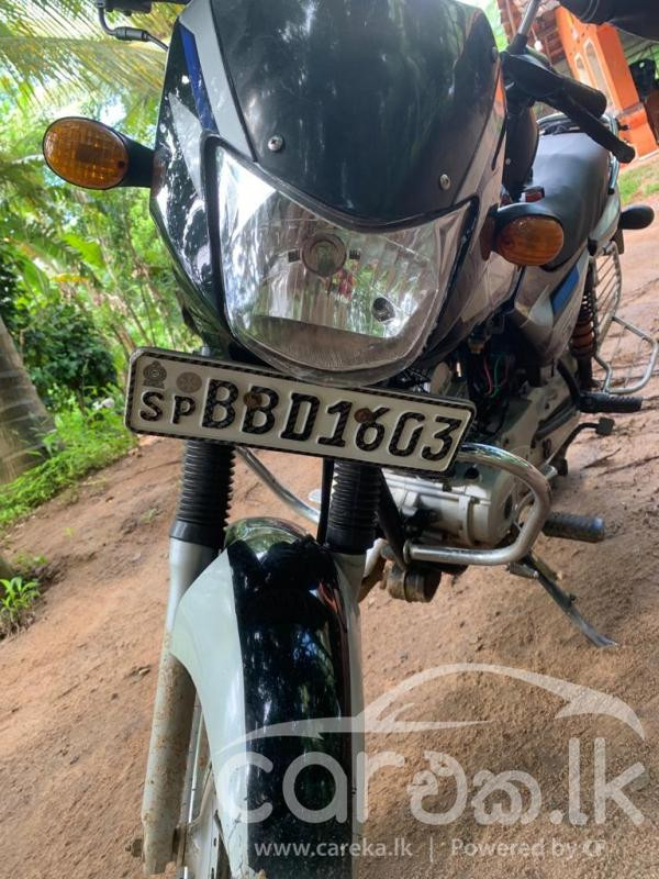 BAJAJ CT100 2014