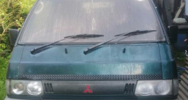 MITSUBISHI DELICA PO5 1986