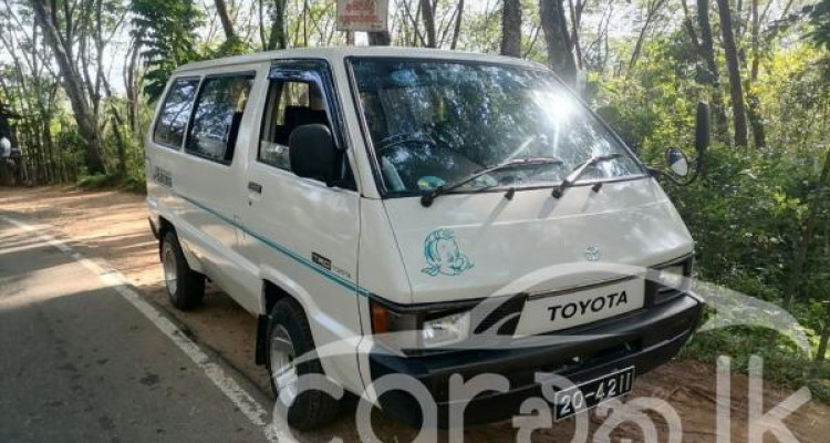 TOYOTA TOWNACE KR26 1987