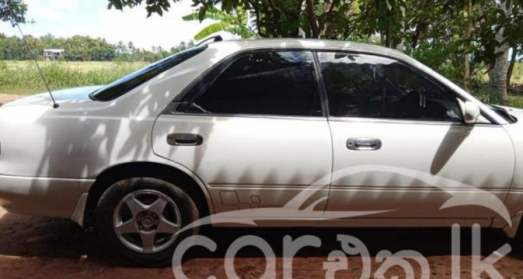 NISSAN BLUEBIRD 1993