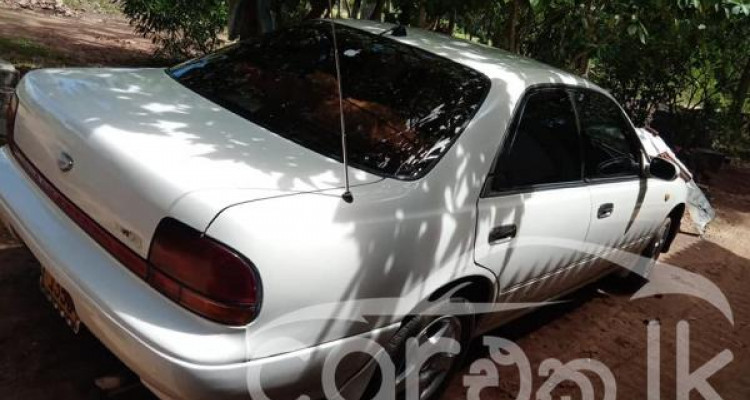 NISSAN BLUEBIRD 1993