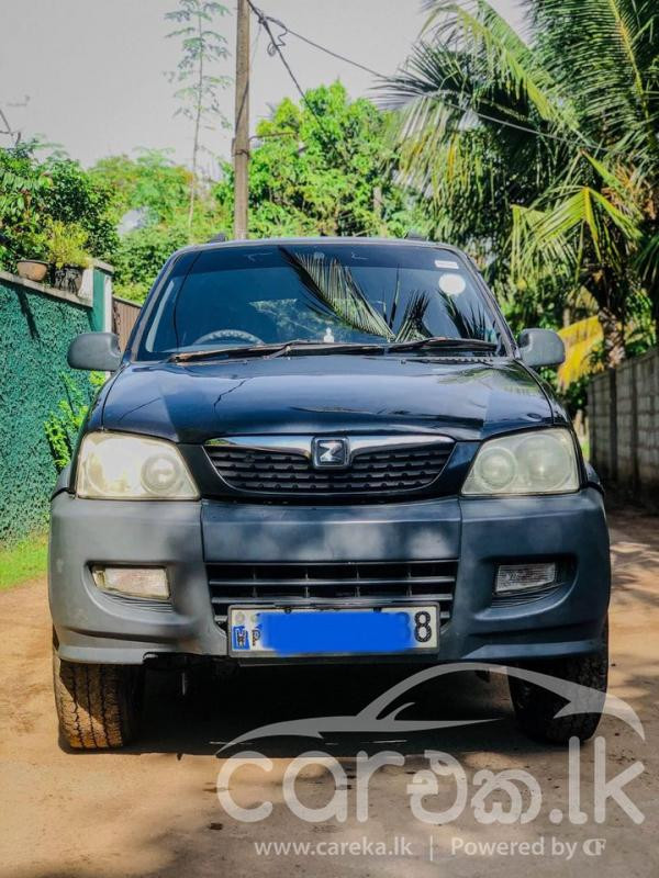 ZOTYE NOMAD 2013