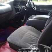 TOYOTA DOLPHIN LH102 2000