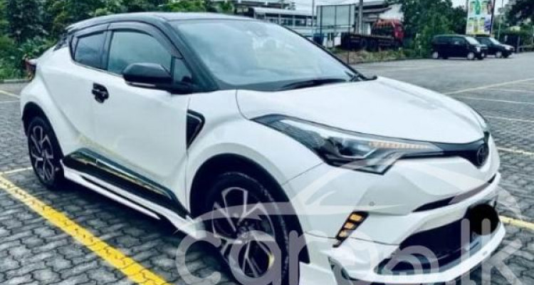 TOYOTA C-HR GT TURBO 2017