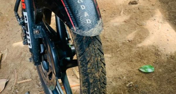 BAJAJ DISCOVER 150 2010