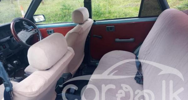 TOYOTA COROLLA 1983