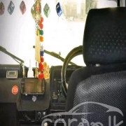 TOYOTA HIACE 1983