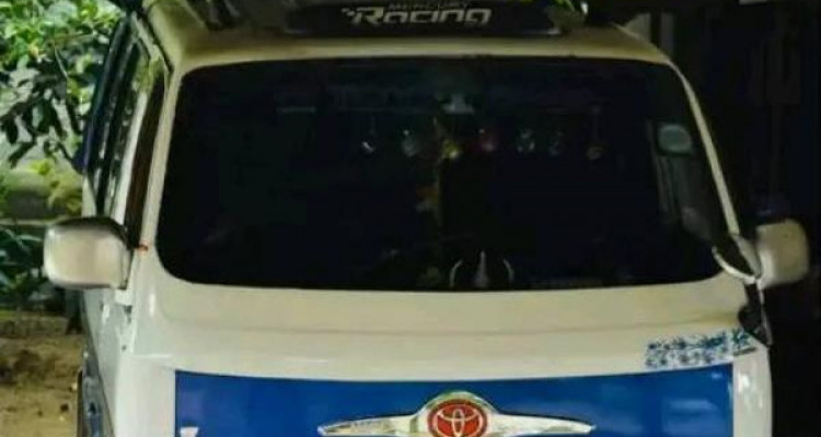 TOYOTA HIACE 1983