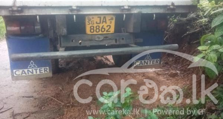 MITSUBISHI CANTER 1999