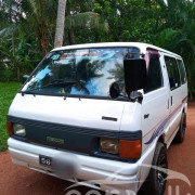 MAZDA BONGO 1990