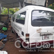 TOYOTA HIACE LH40 1981
