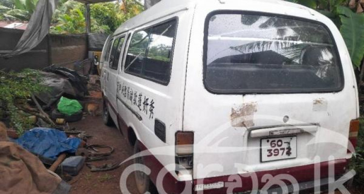 TOYOTA HIACE LH40 1981