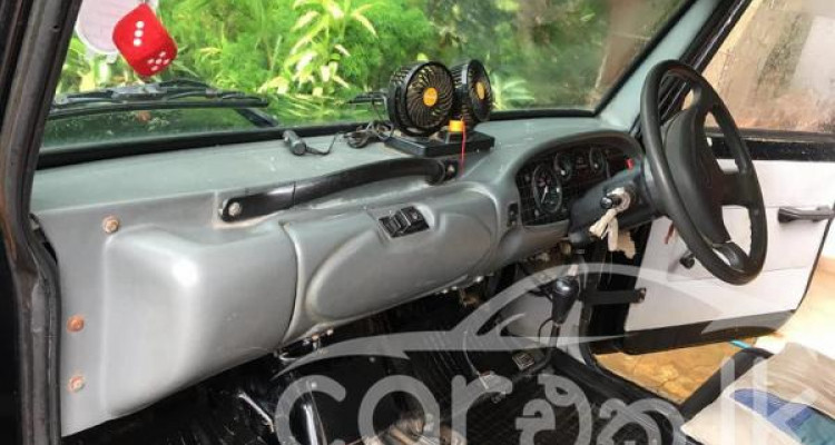 MAHINDRA BOLERO MAXXI 2015