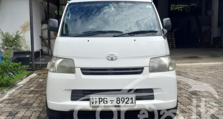 TOYOTA TOWNACE 2011