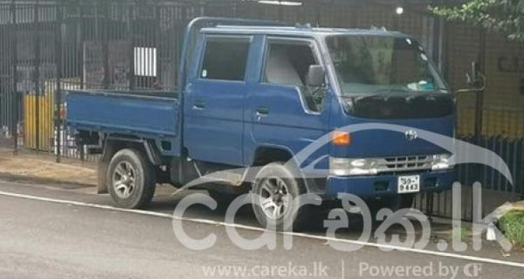 TOYOTA CREW CAB 1993