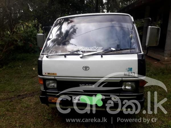 TOYOTA HIACE LH61 1989